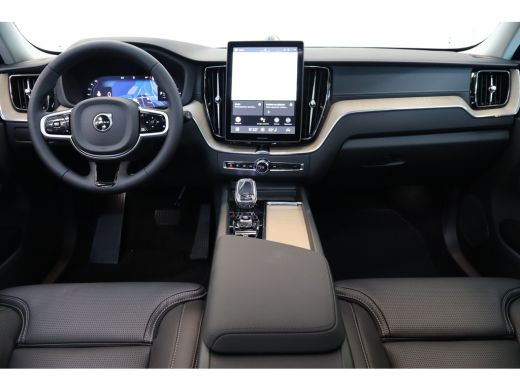 Volvo  XC60 T6 350PK AWD Ultra Dark | Executive | Luchtvering | B&W | 21" | Massage | HUD ActivLease financial lease