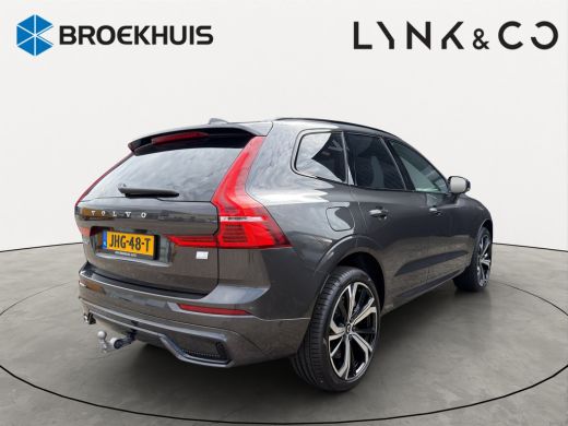 Volvo  XC60 T6 Plug-in hybrid AWD Plus Dark 360 Camera | Panoramadak | Sportstoelen | Wegklapbare trekhaak | ... ActivLease financial lease