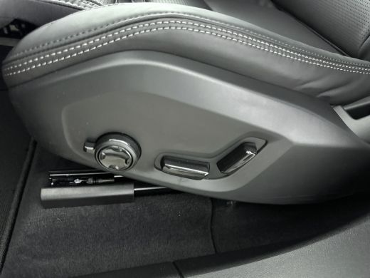 Volvo  XC60 T8 Ultra Executive Edition Dark | Executive Pack | Bowers & Wilkins | Luchtvering | Nappa Leder +... ActivLease financial lease