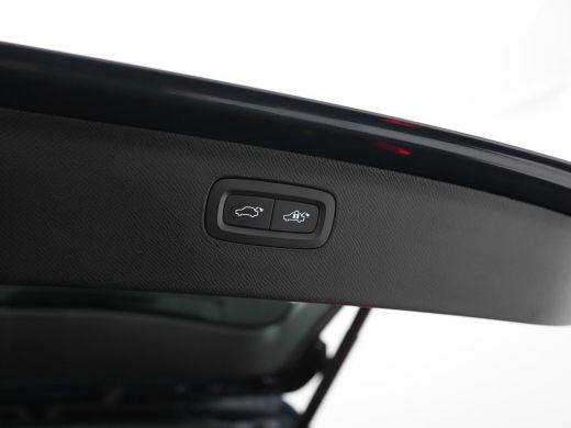 Volvo  XC90 T8 Recharge AWD Inscription | Long Range | Adaptive Cruise | 360&deg; Camera | Panoramadak | Head-up ... ActivLease financial lease