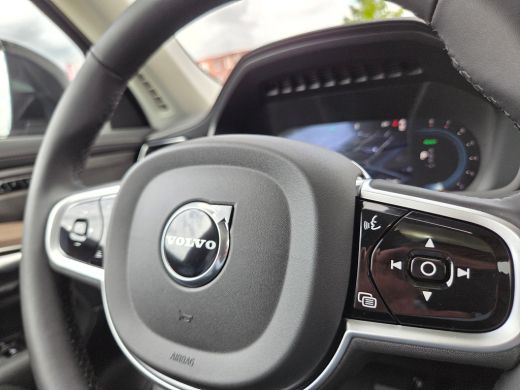 Volvo  XC90 T8 Ultra Dark Vapour Grey | Head-Up | Panorama | 7-Persoons ActivLease financial lease