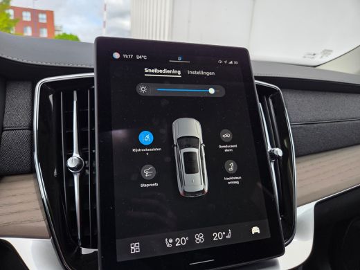 Volvo  XC90 T8 Ultra Dark Vapour Grey | Head-Up | Panorama | 7-Persoons ActivLease financial lease