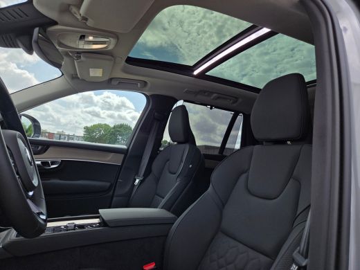 Volvo  XC90 T8 Ultra Dark Vapour Grey | Head-Up | Panorama | 7-Persoons ActivLease financial lease