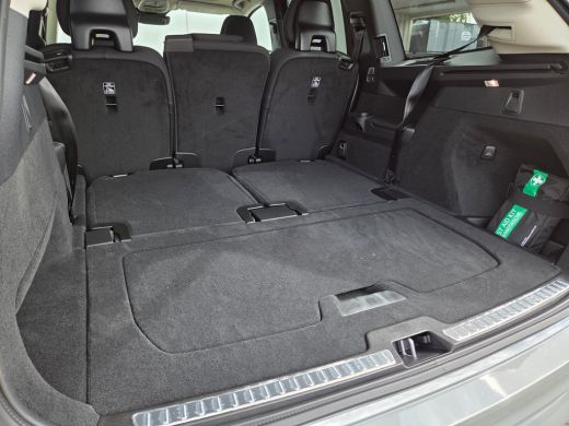Volvo  XC90 T8 Ultra Dark Vapour Grey | Head-Up | Panorama | 7-Persoons ActivLease financial lease