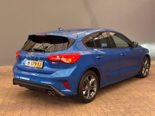 Ford Focus 1.0 EcoBoost Hybrid ST Line X Business Camera | Dode hoek | Lichtmetaal Getint glas | Navigatie |...