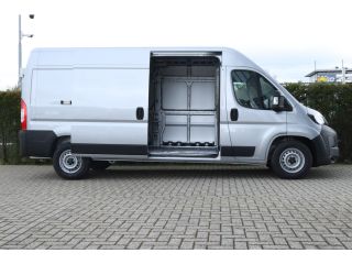 Peugeot Boxer 2.2 BlueHDi 180 S&S L3H2 3.5t | Cruise Control | Grootscherm | Navi | Camera | Climate Control | ...