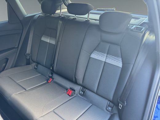 Audi Q4 e-tron 45 Advanced edition 82 kWh 286pk MMI navigatie plus | Parkeerhulp plus | Achteruitrijcamera ActivLease financial lease