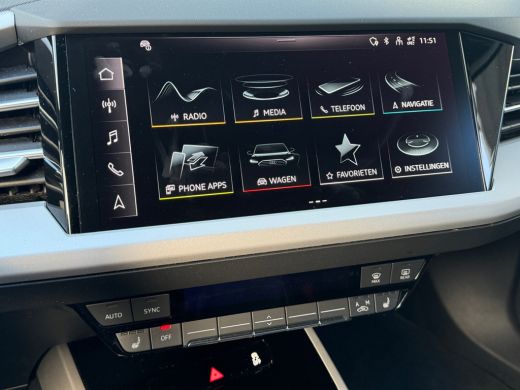 Audi Q4 e-tron 45 Advanced edition 82 kWh 286pk MMI navigatie plus | Parkeerhulp plus | Achteruitrijcamera ActivLease financial lease