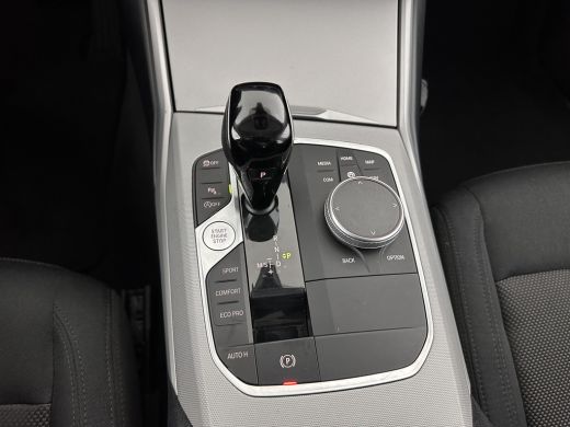 BMW 3 Serie 320i Business Edition (INCL-BTW) Aut. *FULL-LED | NAVI-FULLMAP | COMFORTSEATS | HIFI-SOUND | DIGI... ActivLease financial lease
