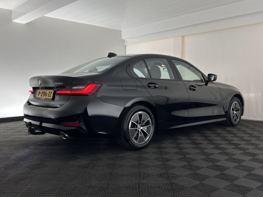 BMW 3 Serie 320i Business Edition (INCL-BTW) Aut. *FULL-LED | NAVI-FULLMAP | COMFORTSEATS | HIFI-SOUND | DIGI... ActivLease financial lease