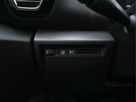 Citroën &euml;-C4 Live 50 kWh [ 3-Fase-11kW] {SOH-88%} (INCL-BTW) Aut. *HEATPUMP | DIGI-COCKPIT | COMFORT-SEATS | D... ActivLease financial lease