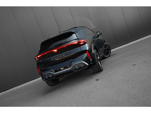 CUPRA Terramar 1.5 TSI e-Hybrid 272pk VZ Performance | Panoramadak | Trekhaak | 360 Camera | 20" | Sennheiser ActivLease financial lease