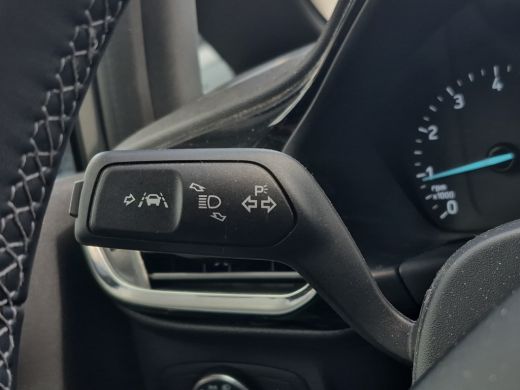 Ford Fiesta 1.0 EcoBoost Hybrid Titanium Stuur+Stoel+Voorruitverwarming | Parkeersensoren | Carplay/android a... ActivLease financial lease