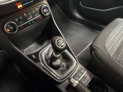 Ford Fiesta 1.0 EcoBoost Titanium (APPLE CARPLAY, GROOT NAVI, STUUR/STOELVERWARMING, BANG&OLUFSEN, CAMERA, SP... ActivLease financial lease