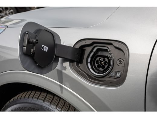 Ford Kuga 2.5 PHEV ST-Line | Winterpack | Drivers Assistpack | Apple Carplay/Android Auto | 19'' LM Velgen ... ActivLease financial lease