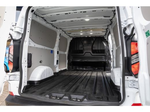 Ford Transit Custom 300 2.0 TDCI L2H1 Trend | BPM Vrij | Camera | Laadruimte Bescherming | Apple Carplay/Android Auto... ActivLease financial lease