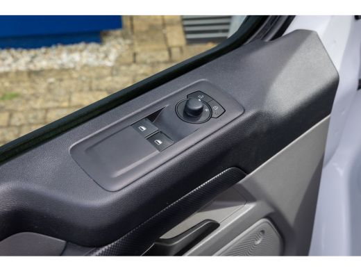 Ford Transit Custom 300 2.0 TDCI L2H1 Trend | BPM Vrij | Camera | Laadruimte Bescherming | Apple Carplay/Android Auto... ActivLease financial lease