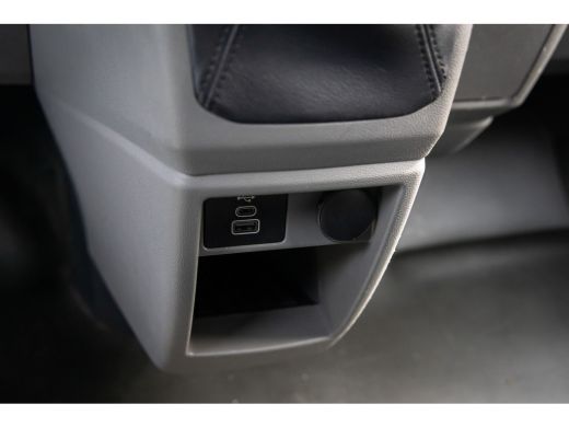 Ford Transit Custom 300 2.0 TDCI L2H1 Trend | BPM Vrij | Camera | Laadruimte Bescherming | Apple Carplay/Android Auto... ActivLease financial lease