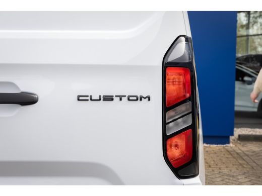 Ford Transit Custom 300 2.0 TDCI L2H1 Trend | BPM Vrij | Camera | Laadruimte Bescherming | Apple Carplay/Android Auto... ActivLease financial lease