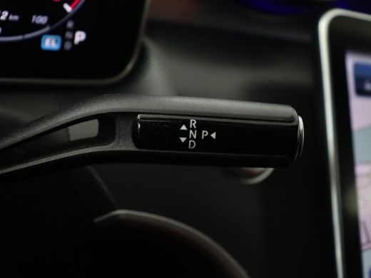 Mercedes-Benz C-Klasse 300e Luxury Line | SOH 92% | Leder | Trekhaak | Stoelverwarming | Sfeerverlichting | Carplay | Fu... ActivLease financial lease