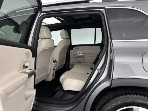 Mercedes-Benz GLB 180 Business Solution (INCL-BTW) Aut. *PANO | LEATHER | FULL-LED | BLINDSPOT | MEMORY-PACK | AMBI... ActivLease financial lease