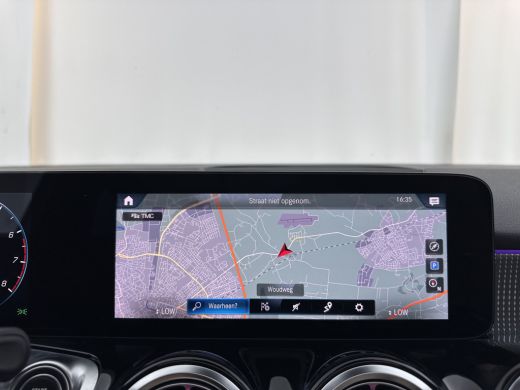 Mercedes-Benz GLB 180 Business Solution (INCL-BTW) Aut. *PANO | LEATHER | FULL-LED | BLINDSPOT | MEMORY-PACK | AMBI... ActivLease financial lease