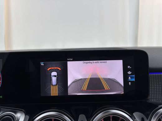 Mercedes-Benz GLB 180 Business Solution (INCL-BTW) Aut. *PANO | LEATHER | FULL-LED | BLINDSPOT | MEMORY-PACK | AMBI... ActivLease financial lease