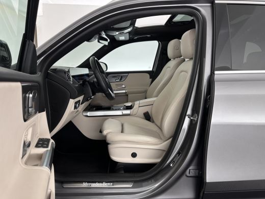 Mercedes-Benz GLB 180 Business Solution (INCL-BTW) Aut. *PANO | LEATHER | FULL-LED | BLINDSPOT | MEMORY-PACK | AMBI... ActivLease financial lease