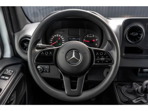 Mercedes-Benz Sprinter 311 CDI L2H2 | Volledig Ingericht | Topstaat | Mbux | Camera | Navi | Climatronic ActivLease financial lease
