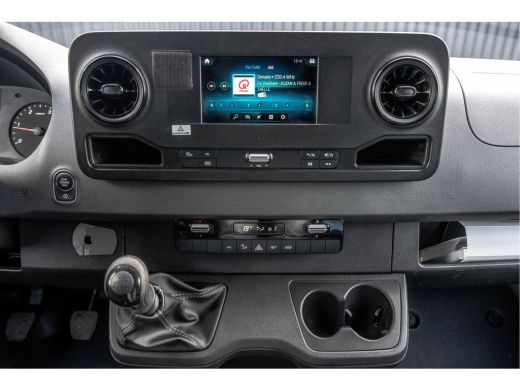Mercedes-Benz Sprinter 311 CDI L2H2 | Volledig Ingericht | Topstaat | Mbux | Camera | Navi | Climatronic ActivLease financial lease