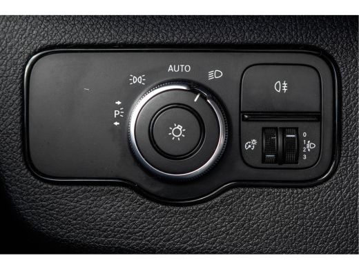 Mercedes-Benz Sprinter 311 CDI L2H2 | Volledig Ingericht | Topstaat | Mbux | Camera | Navi | Climatronic ActivLease financial lease