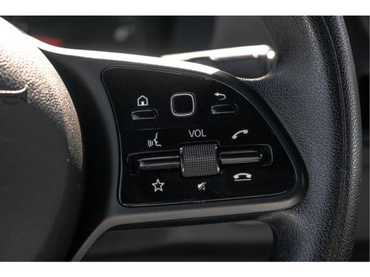 Mercedes-Benz Sprinter 315 CDI | 150 PK | Automaat | Bakwagen met laadklep | Zijdeur | Camera | Cruise | Mbux | Climatronic ActivLease financial lease