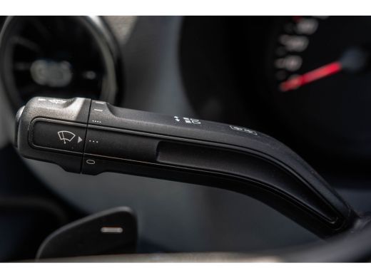 Mercedes-Benz Sprinter 315 CDI | 150 PK | Automaat | Bakwagen met laadklep | Zijdeur | Camera | Cruise | Mbux | Climatronic ActivLease financial lease