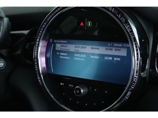 Mini Cooper 1.5 Cooper Camden Edition | Cruise Control | Carplay | Climate Control | LED | Sensoren | LMV | ActivLease financial lease