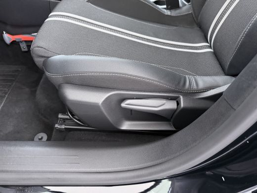 Opel Corsa 1.2 Turbo Hybrid GS 145pk | Achteruitrijcamera | Cruise control | Dodehoek detectie ActivLease financial lease