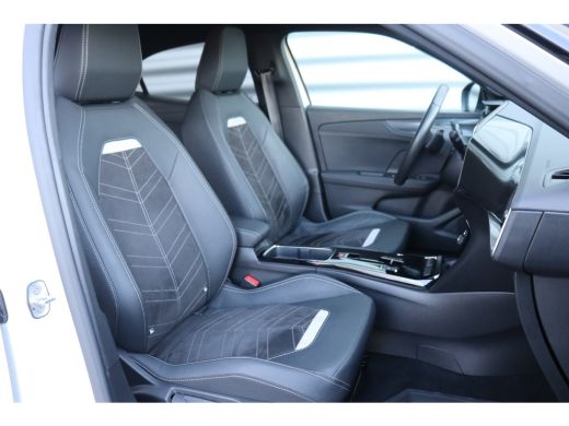 Opel Mokka 1.2 TURBO 130PK ULTIMATE AUTOMAAT / NAVI / LEDER / CLIMA / LED / PDC / 18" LMV / CAMERA / KEYLESS... ActivLease financial lease