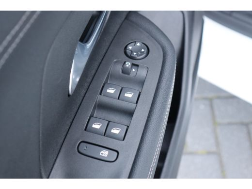 Opel Mokka 1.2 TURBO 130PK ULTIMATE AUTOMAAT / NAVI / LEDER / CLIMA / LED / PDC / 18" LMV / CAMERA / KEYLESS... ActivLease financial lease