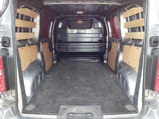 Opel Vivaro 2.0 Diesel 145 L2 | Exterieur Pakket | Comfortpakket | Digitale Binnenspiegel | Achteruitrijcamer... ActivLease financial lease