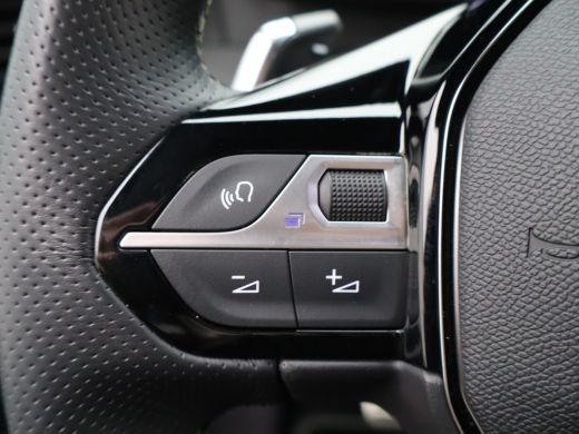 Peugeot 2008 1.2 PureTech 130 GT | 360 camera | Adaptive Cruise Control | Climate Control | Apple Carplay/Andr... ActivLease financial lease