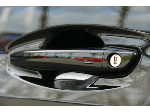 Peugeot 208 1.2 PURETECH 100PK GT PACK / NAVI / ALCANTARA / CLIMA / PANO.DAK / STOELVERWARMING / CAMERA / FUL... ActivLease financial lease