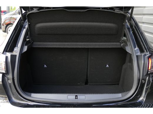 Peugeot 208 1.2 PURETECH 100PK GT PACK / NAVI / ALCANTARA / CLIMA / PANO.DAK / STOELVERWARMING / CAMERA / FUL... ActivLease financial lease