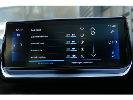 Peugeot 208 1.2 PURETECH 100PK GT PACK / NAVI / ALCANTARA / CLIMA / PANO.DAK / STOELVERWARMING / CAMERA / FUL... ActivLease financial lease