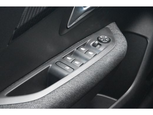 Peugeot e-208 EV Business 51 kWh DEMO-DEAL! 8 Jaar Garantie! | Navigatie | Achteruitrijcamera | Climate Control... ActivLease financial lease