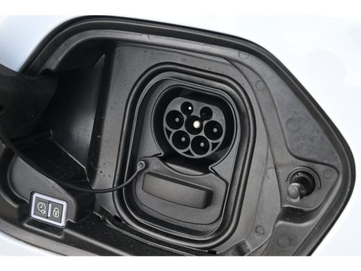 Peugeot e-208 EV Business 51 kWh DEMO-DEAL! 8 Jaar Garantie! | Navigatie | Achteruitrijcamera | Climate Control... ActivLease financial lease