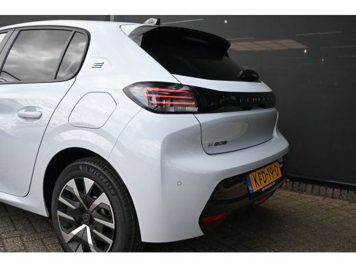 Peugeot e-208 EV Business 51 kWh DEMO-DEAL! 8 Jaar Garantie! | Navigatie | Achteruitrijcamera | Climate Control... ActivLease financial lease