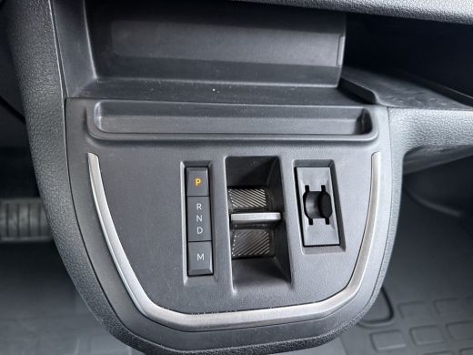 Peugeot Expert L2H1 180pk Automaat | Achteruitrijcamera | Airco (automatisch) | Cruise control ActivLease financial lease