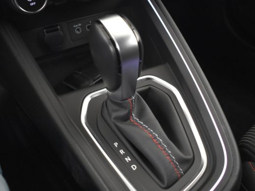 Renault Clio 1.3 TCe R.S. Line 130PK | Trekhaak | Achteruitrijcamera | Navigatie | Keyless | Parkeersensoren V... ActivLease financial lease