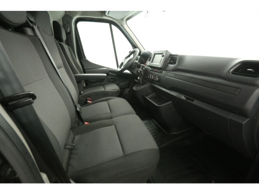 Renault Master 2.3 dCi L2H2 | Airco | Cruise | Carplay | 3 Zits | Parkeersens. | Navi ActivLease financial lease