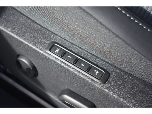 Skoda Enyaq iV Business Edition | Chrome interieur accenten | Driving mode select | LED interieurverlichting inc... ActivLease financial lease
