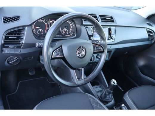 Skoda Fabia Combi 1.0 TSI Ambition 95PK | Airco | Cruise control | Parkeersensor achter ActivLease financial lease